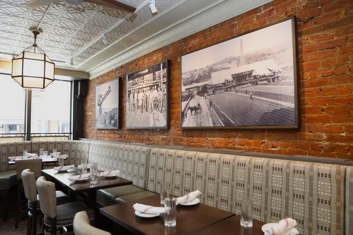 Brickmen Kitchen + Bar