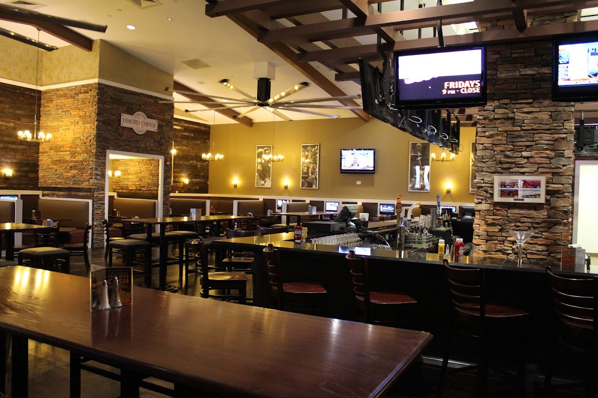Coaches Corner Sports Bar Grill