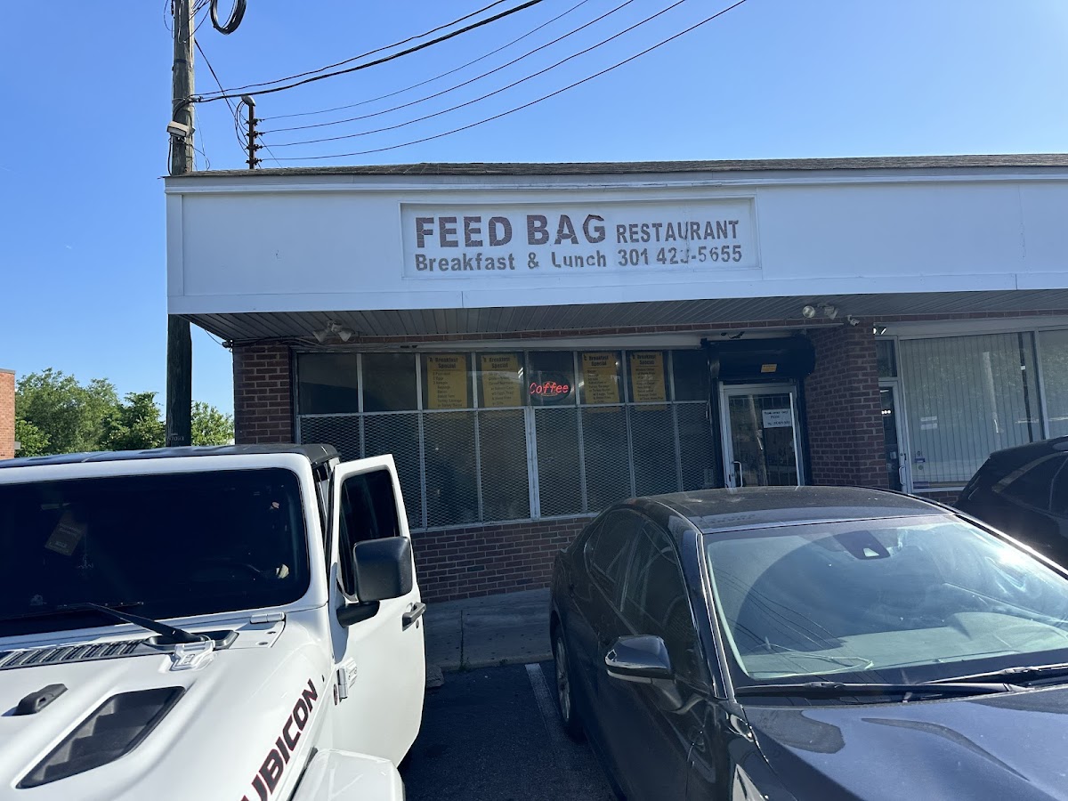 Feed Bag Carry Out