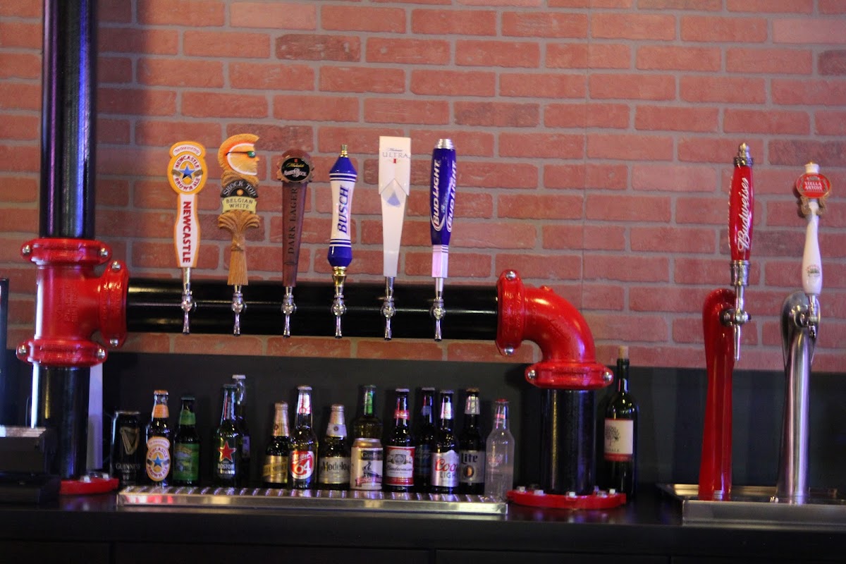 Freds Tavern