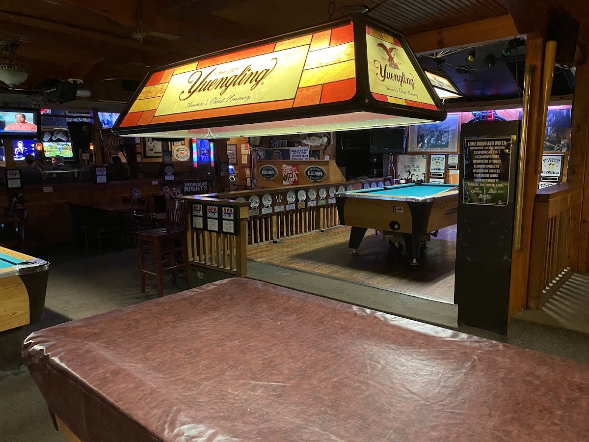 Instant Replay Sports Bar