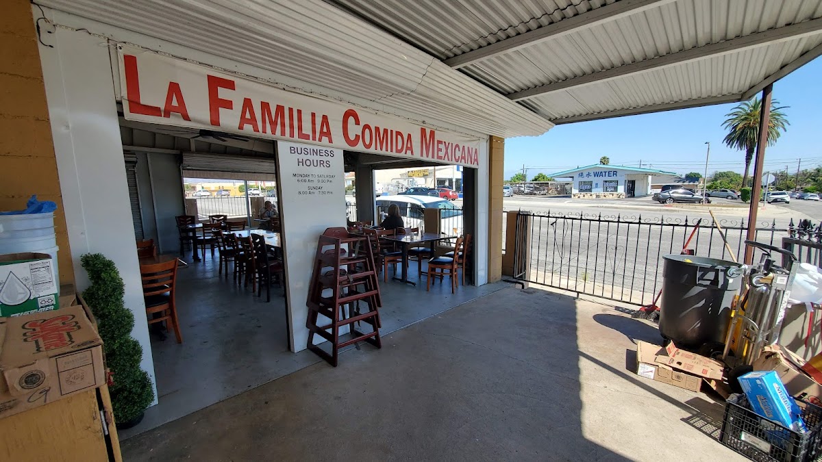 La Familia Comida Mexicana