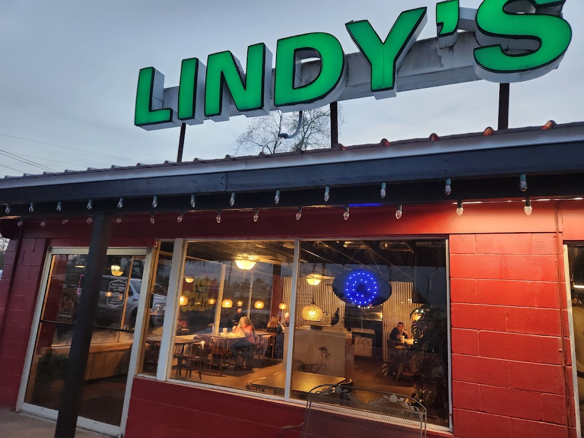 Lindys Chicken