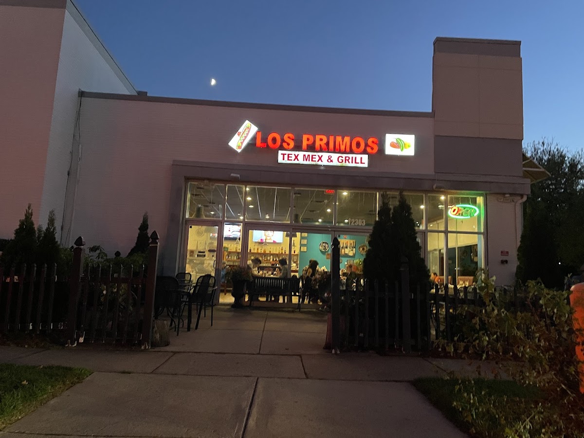 Los Primos Latin American Cuisine