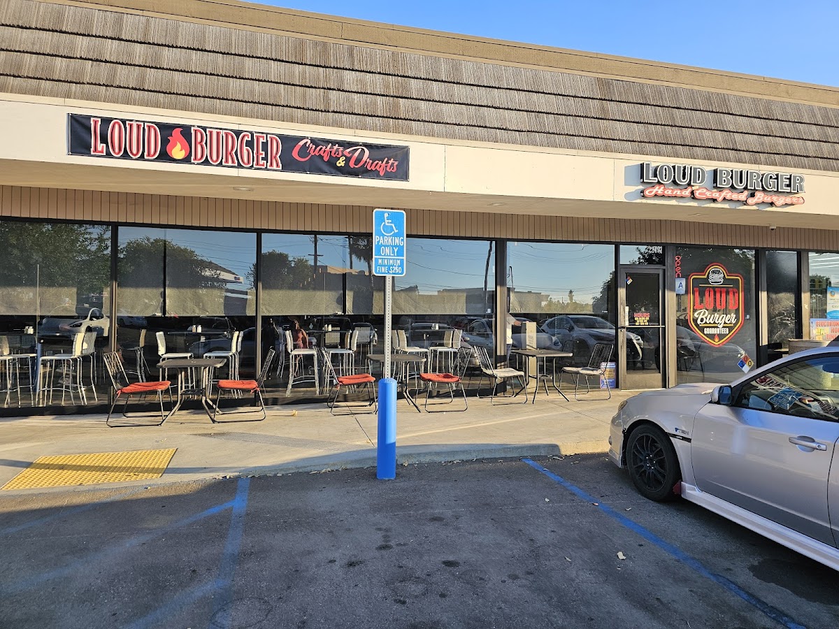 Loud Burger
