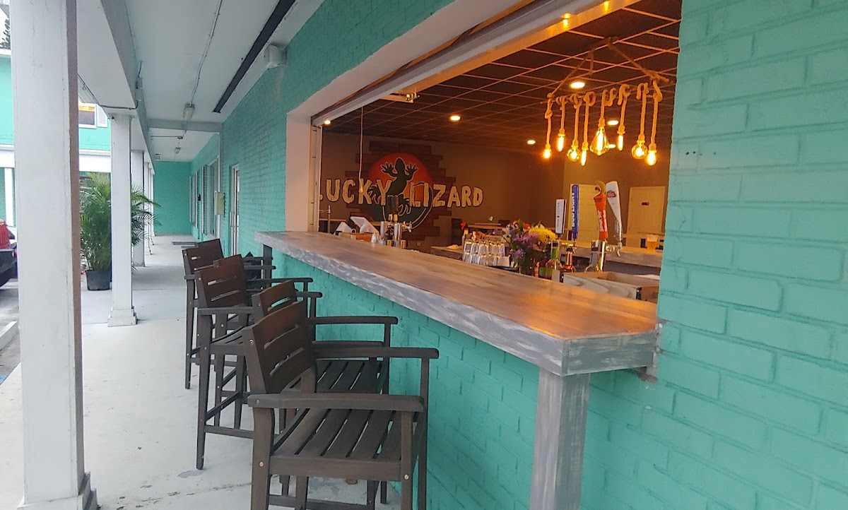 Lucky Lizard Tap House