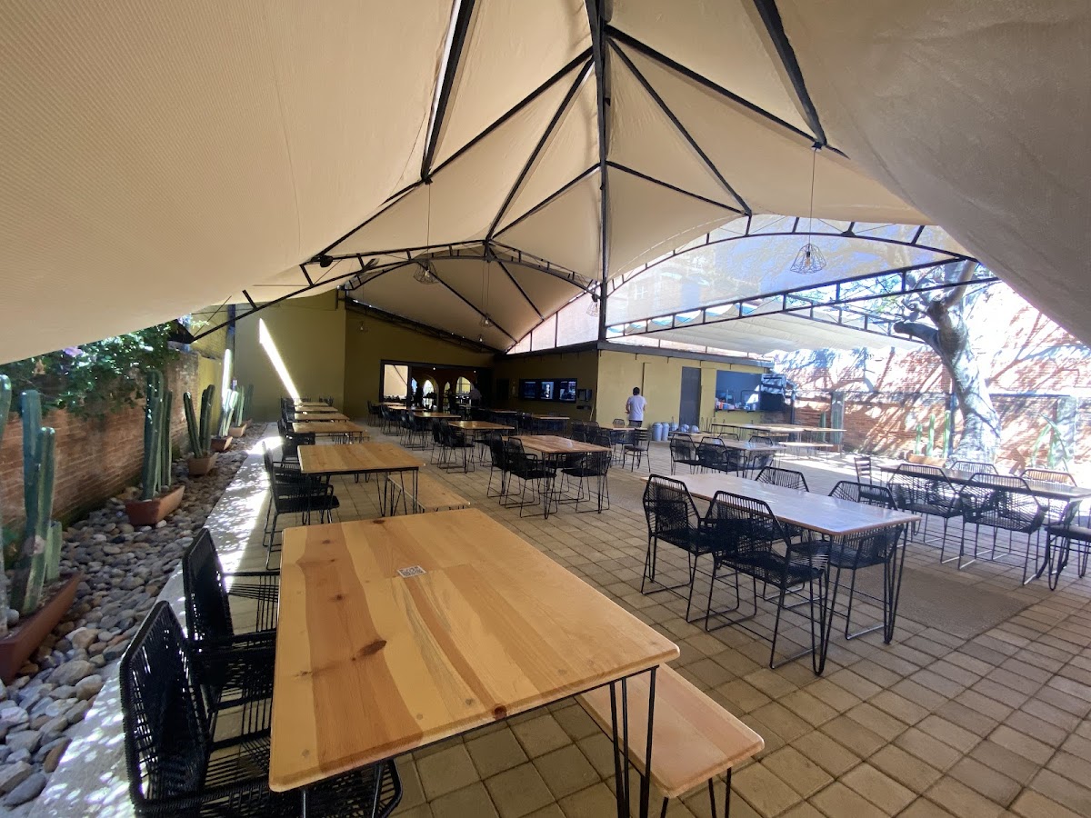 Mariscos El Patron 818