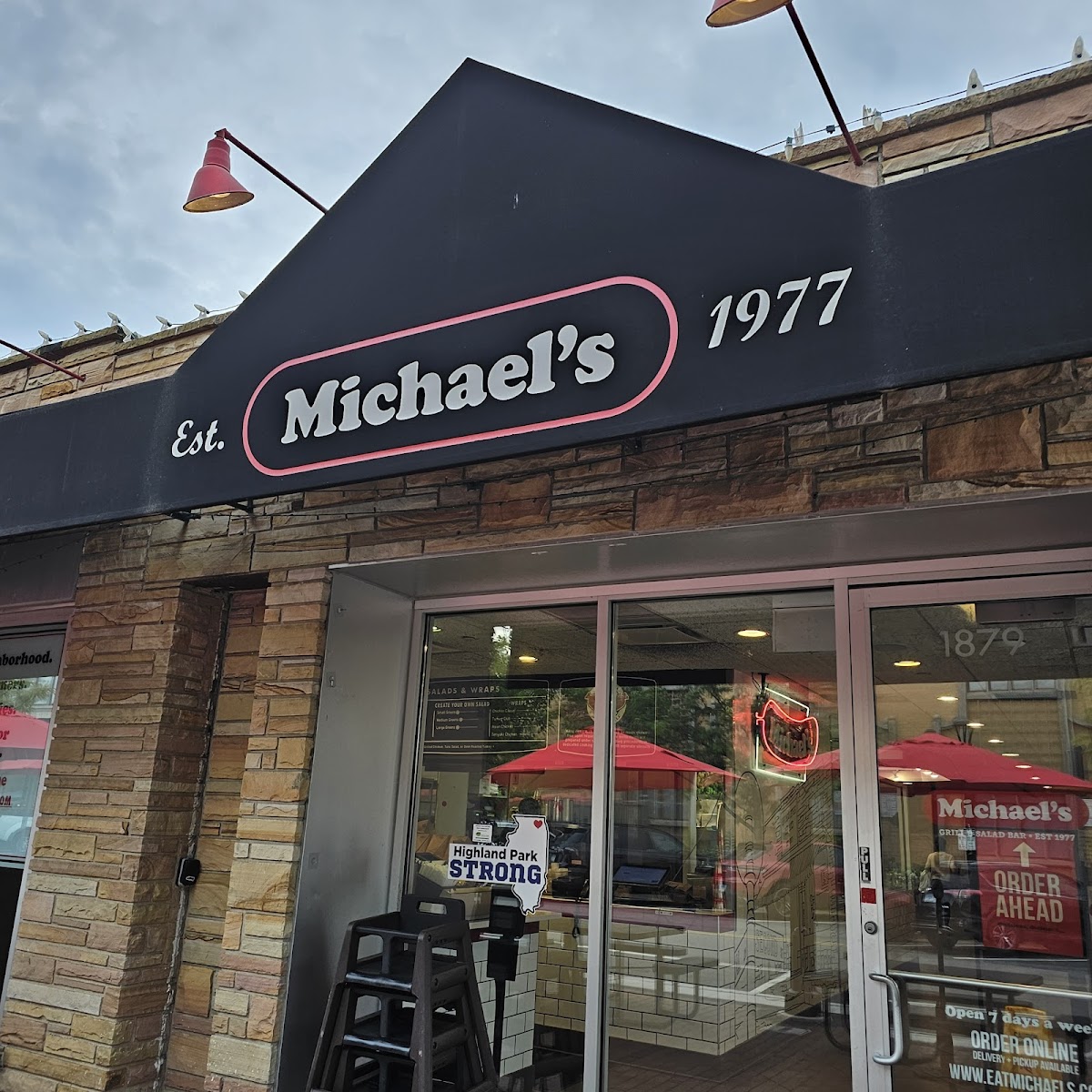 Michael’s Grill & Salad Bar